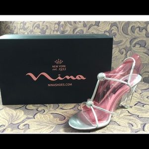 COPY - Strappy heel women’s size 7.5